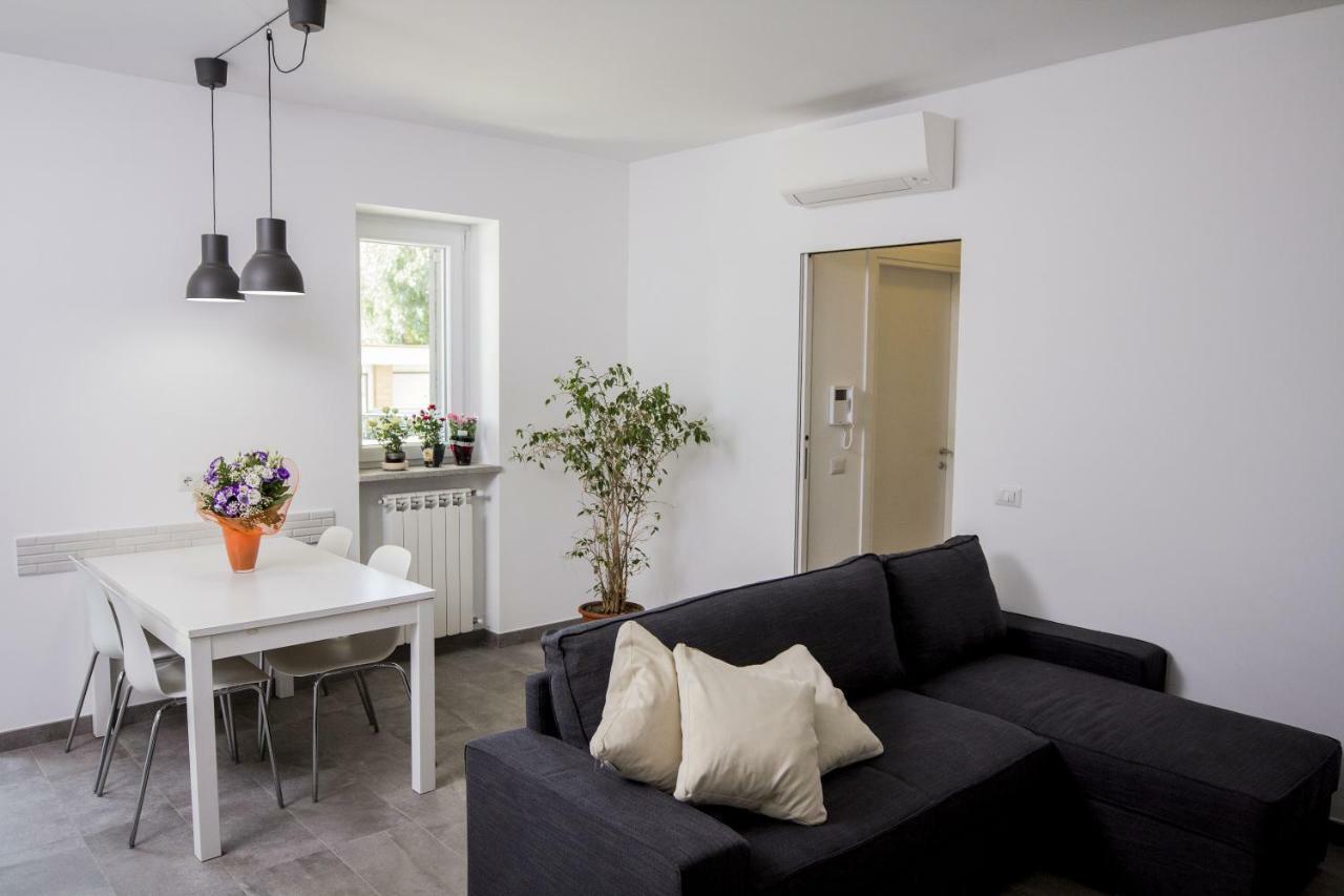 Rosa'S House Rome Airport Appartement Fiumicino Buitenkant foto