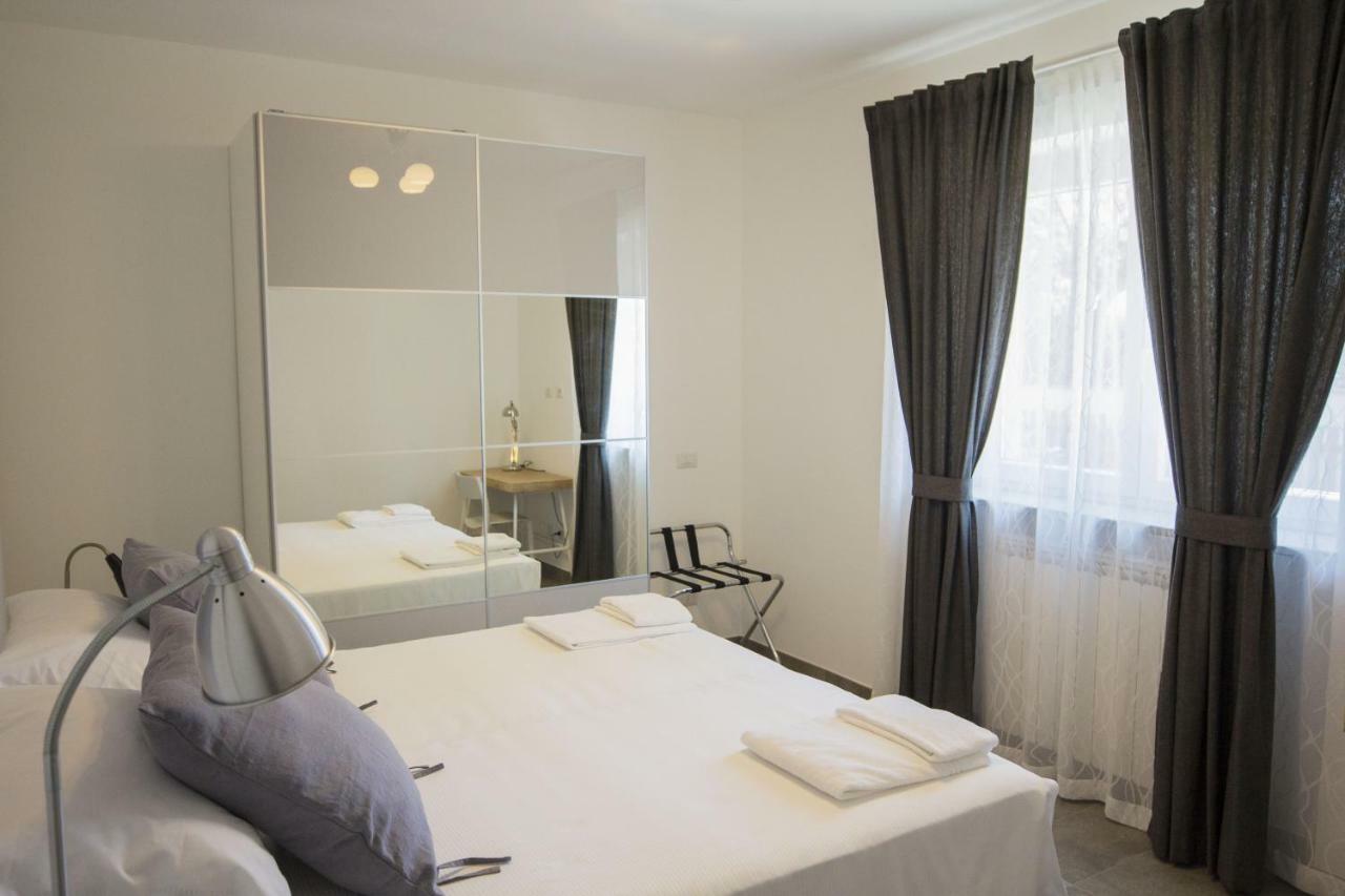 Rosa'S House Rome Airport Appartement Fiumicino Buitenkant foto
